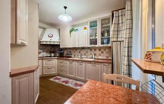 3 Bedroom Awesome Apartment In Peglio - 8