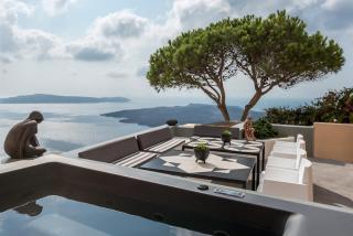 Coat of Arms Mansion - 2