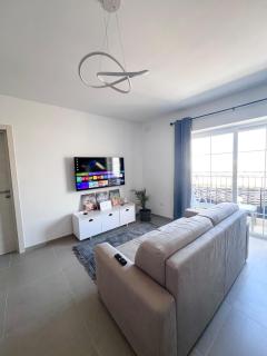 Apartment in San Giljan - 8