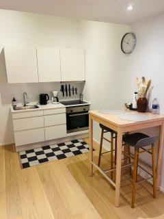 Exclusive Aalborg Harbourfront Apartment with Private Entrance - Aalborg - 3