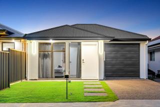 Luxury on Leeds #2 - 9