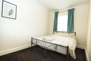 3 Bed Semi - Sleeps 5 - Parking - Pets - Garden -  - 6