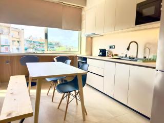 Boutique City Apartment 3' Metro - Athens - 3