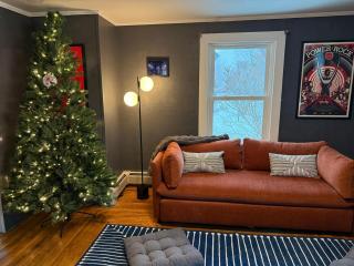 Winter Special! Lake House Near Jay Peak & Stowe - 4