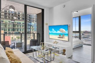 Waterline Corner Vies 2Br 2BA Suites - 7