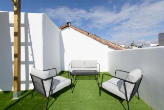 Alojamiento temporal en plaza Santa Ana - 9