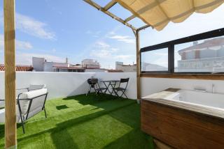 Alojamiento temporal en plaza Santa Ana - 0