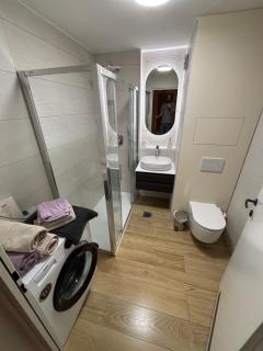 Comfy flat in city-FREE parking - 8