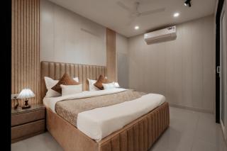 Star Light Suites - 7