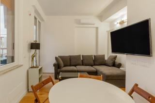 GuestHost - Santa Maria Novella Charming Apartment - 0