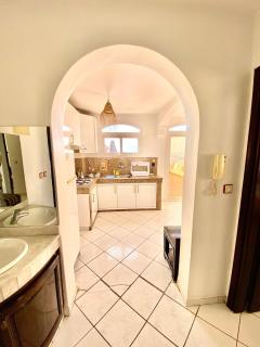 Sunny Terrace Beach Apartment - 2 Bedrooms - APP 11 - 3