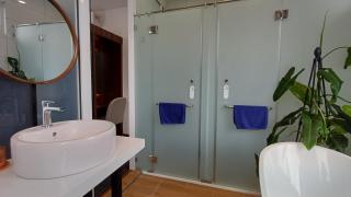 Sling & Stone Mountain Suites - 4