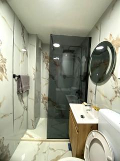 Apartment Lake story - 4