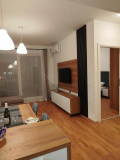 1Bed Cozy Apartment - 10 min From City Center Skopje - 5