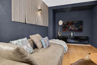 3 Queen Beds Waterfall Garage Terrace Center - 4