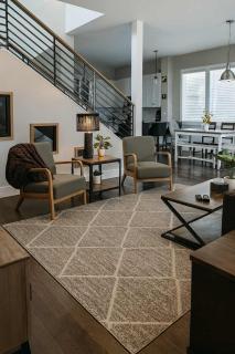 Large East Nashville Home with Game Room sleeps 12 - 5