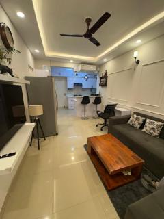 Tiny luxe heaven 2 bhk home Yashobhoomi and Airport - 1