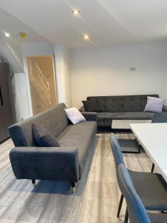 Woolwich station beautiful 5 Bedroom House - London - 0