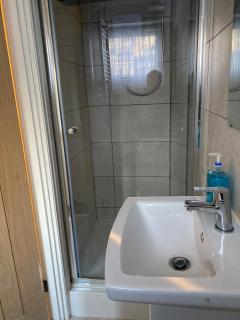 Woolwich station beautiful 5 Bedroom House - Londen - 8