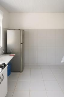 Casa Confortável com duas vagas de garagem e ótima localização - 5