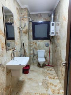 شقة فندقية للايجار اليومي والشهري ومتاحة لحجز الطالبة في قلب المهندسين - 6