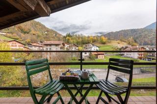 Chalet Dolomiti 3 Bedrooms Parking 40 min from Cortina - Agordo - 9