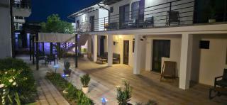 Casa Tineretului 50 - 5