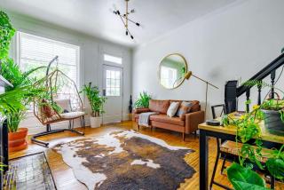 Jungle Fever by Jungle House Walk to High Street Near Convention Center OSU & Nationwide Arena Downtown & Short North 5 800 Reviews Private Parking - 2