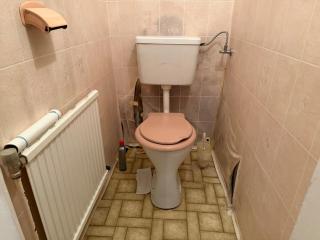 Old School Hunting Apartment with Balcony - 2