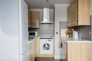 Contemporary 2BDR Flat with Waterside Views - Londres - 9