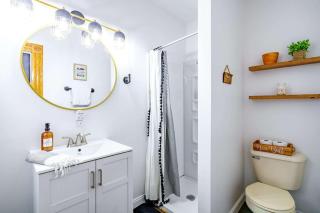 Short North - King Bed - Free Parking - Convention - 8