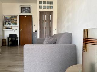 HOST4U - Vista Valle a pochi passi dalla Stazione e Centro di Imperia - 7