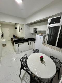 Flat a uma quadra da praia - 2