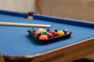 Honeyville House Sleeps 8 Pool Table - 3
