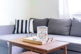 Casa Tres by Jungle House Near Convention Center OSU & Nationwide Arena Walk to High Street Downtown & Short North 5 800 Reviews Private Parking - 1