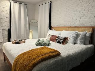 Jungle Jive by Jungle House Walk to High Street Downtown & Short North 5 800 Reviews Free Parking Near Convention Center Nationwide Arena & Ohio State - 8