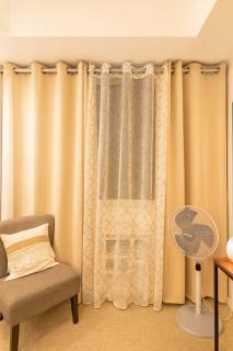 New Studio Boho Studio with PS4 & Balcony - 6