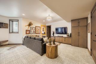 Lucky Star Apartment at Belle Arbor - 5