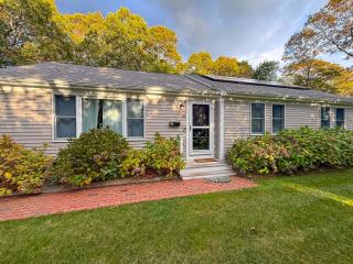 Cape Cod Family Getaway Hot Tub Firepit - 0