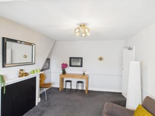 Stylish Apartment in Norwich Golden Triangle - 4