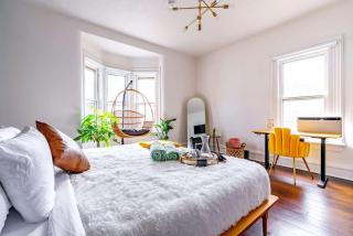 Jungle Thyme by Jungle House Downtown Chillicothe Private Parking Walk to Historic District - 2