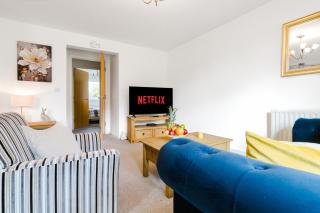 2BDR Flat Near City Centre with Free Parking - 2