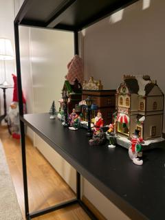 Cozy Studio Apartment - 2