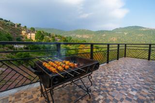 Premium 3 Bedroom Hillside Family Cottage with Mountains View -Murree - 6