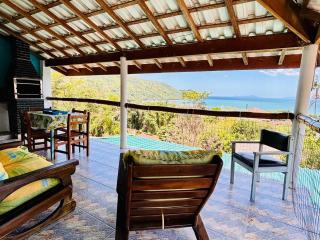 Enseada - Kitnet com vista, churrasqueira e 600m do mar - 0