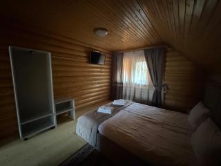 Котедж "Villa Затишна" - Mykulychyn - 8