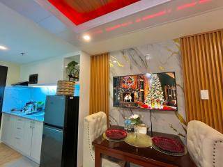 J&J Havenstay Ananda Square - 8