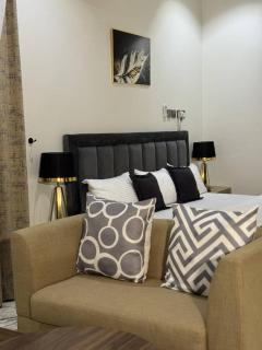 Flora By Bibaley Hotel - 6