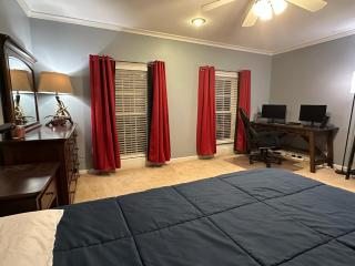 World Cup Ready - Spacious 5-Bedroom Home with Pool, Hot Tub, and Outdoor TV - 6