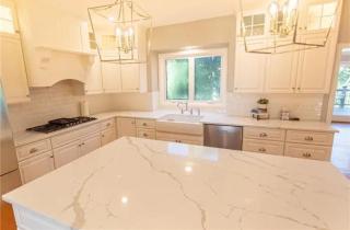 World Cup Ready - Spacious 5-Bedroom Home with Pool, Hot Tub, and Outdoor TV - 1